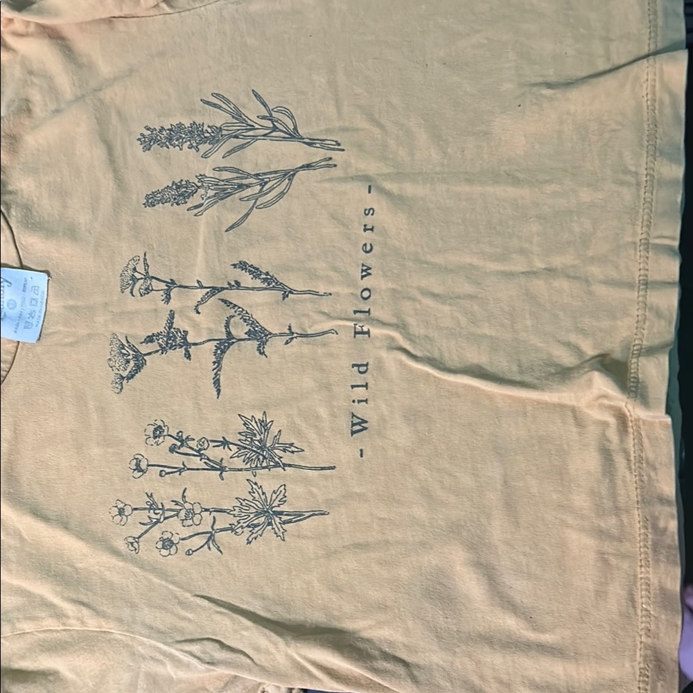 Dirty Laundry Tan Wildflowers Graphic Tee